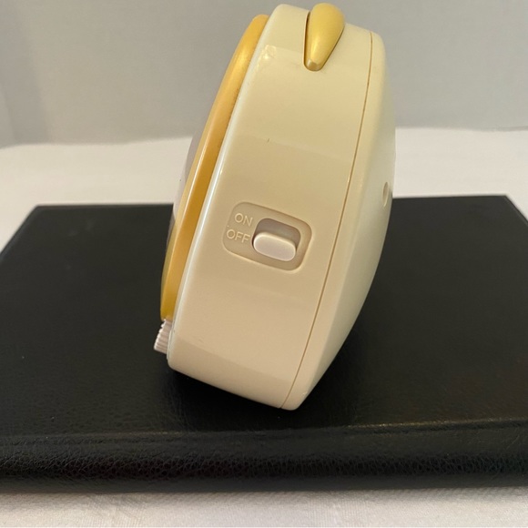 Winnie the Pooh clock. Working condition. Great for child’s room! Vintage style - Picture 4 of 4